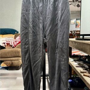 Sonoma Women's Gray Joggers